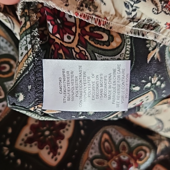 Pretty, dark green, boho blouse. - Picture 10 of 11